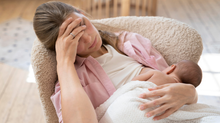 how to support a new mom experiencing baby blues in the uae